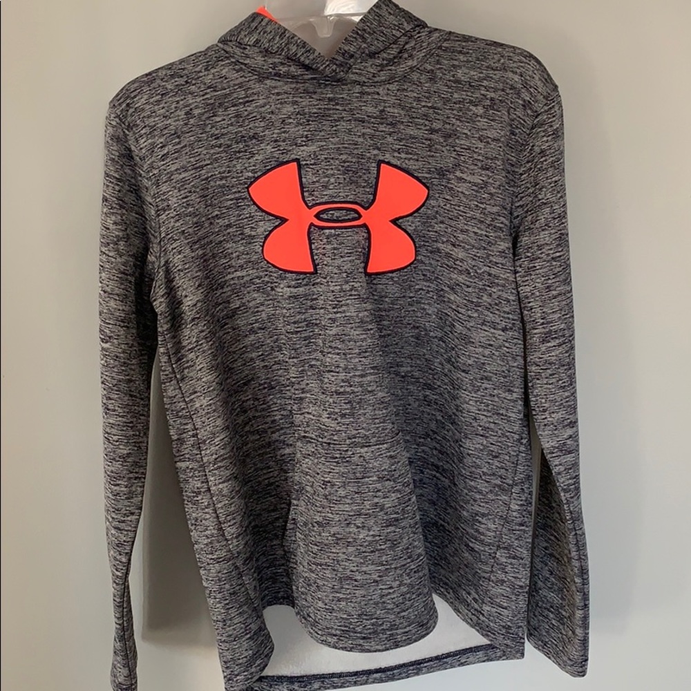 loose hoodie